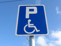 Card parcare gratuita pentru persoanele cu dizabilitati