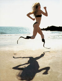 Aimee Mullins cu proteze
